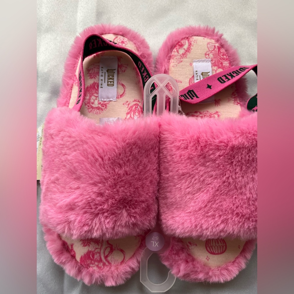 Girls' Wicked x Katie Kime Slippers